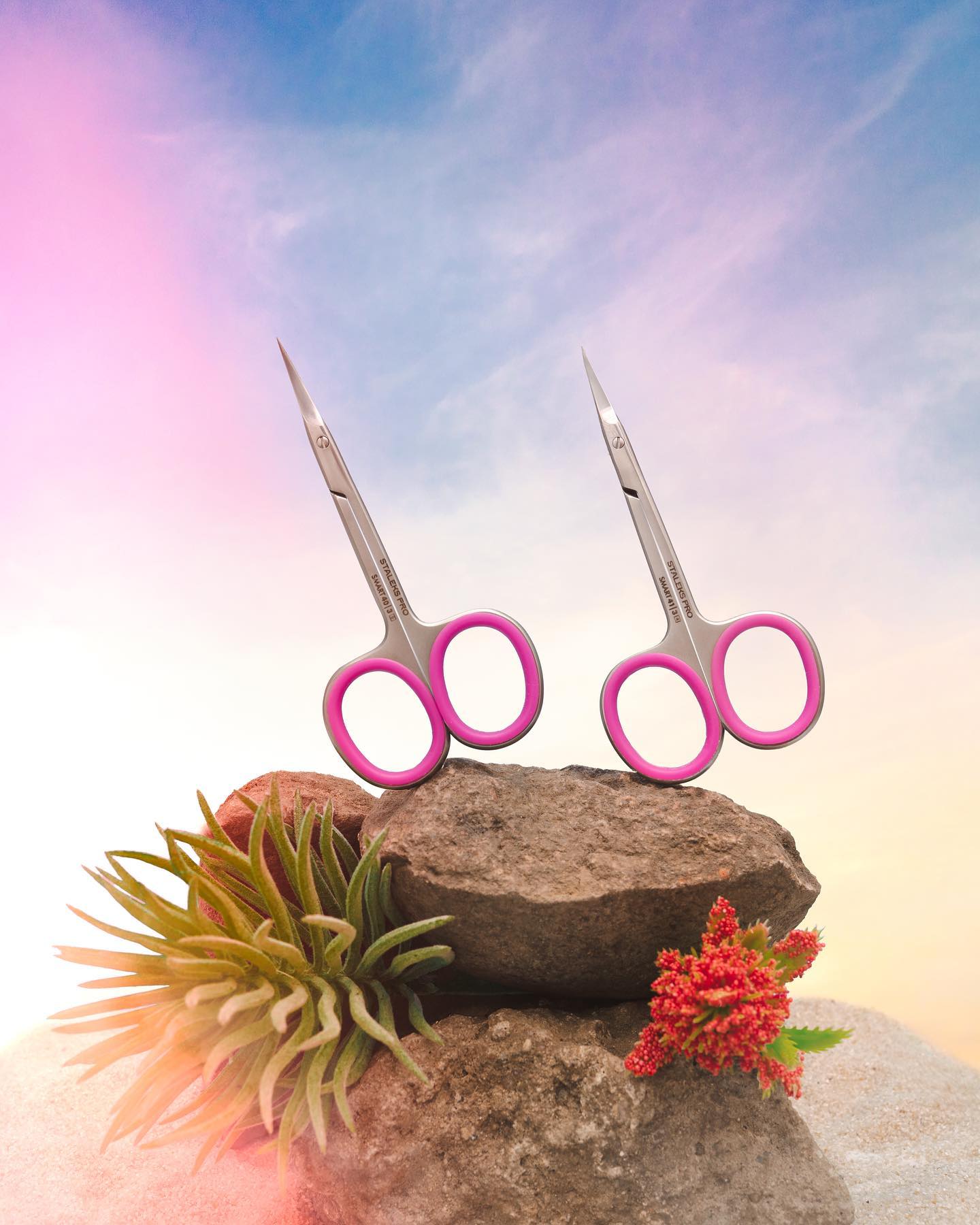 Cuticle Scissors PRO SMART 41 TYPE 3 with hooked tip